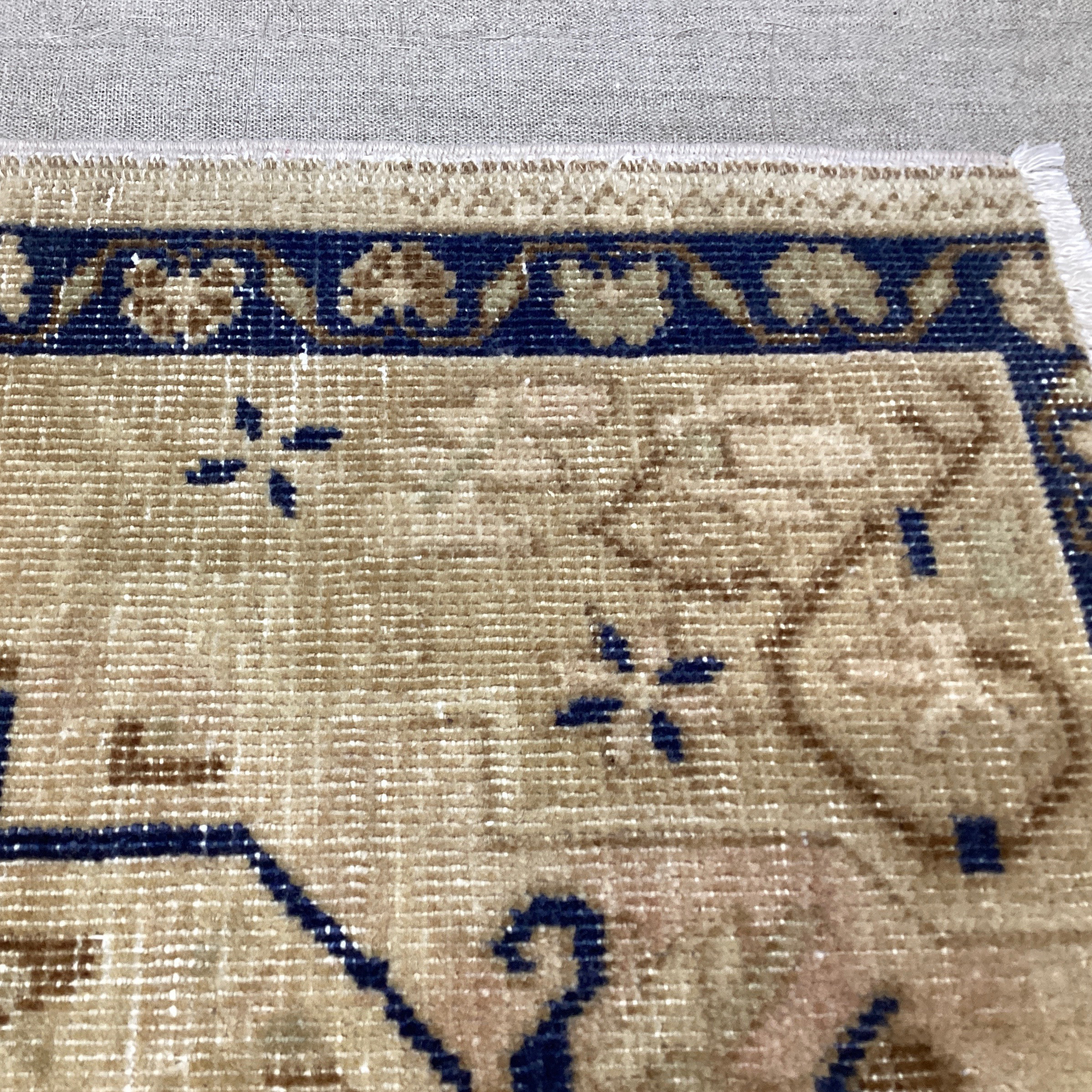 手織りトルコ絨毯 95x54cm ヴィンテージラグ