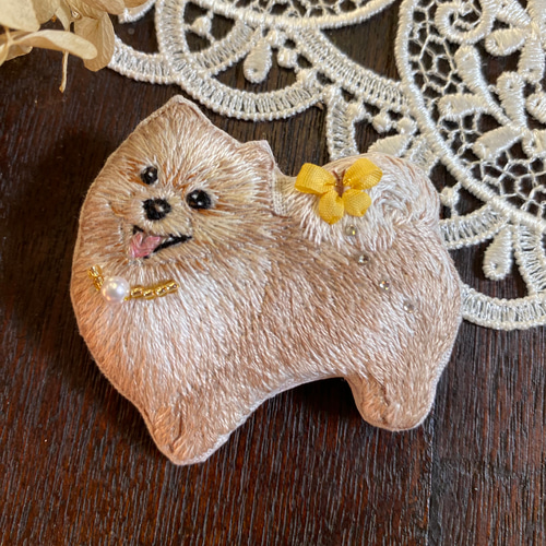 ポメラニアン 犬 ブローチ ビーズ ハンドメイド 手刺繍 刺繍
