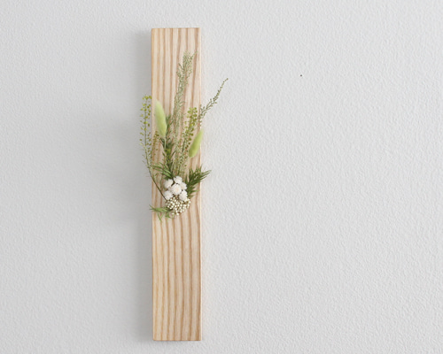 Wall flower 木の壁掛け一輪挿し〜Spring White ash green〜 一輪挿し