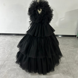 夢幻洋裝黑色喇叭裙無袖緊身胸衣柔軟薄紗新娘 第3張的照片