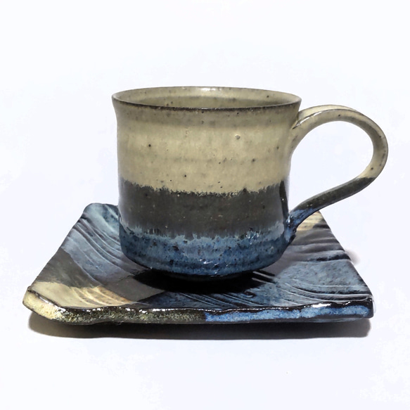 青いモダンなコーヒーカップ 3枚目の画像