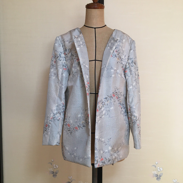 花柄の紬の着物をリメイクしたジャケット 3枚目の画像