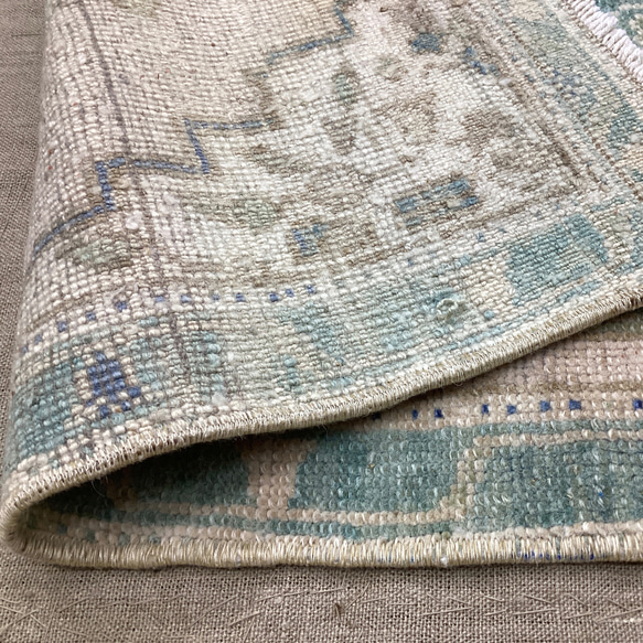 手織りトルコ絨毯 92x47cm ヴィンテージラグ 8枚目の画像