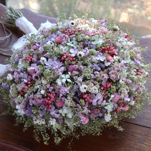 45cm) マメグンバイナズナとピンクの小花のお花畑スワッグ/ドライ