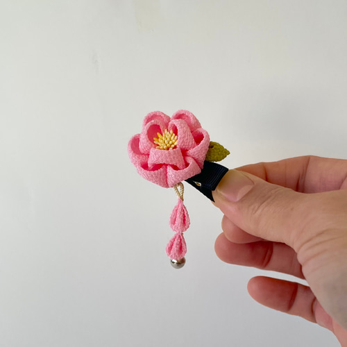 椿のベビークリップ（藤下がり付き）赤ちゃん髪飾り＊着物 袴 浴衣