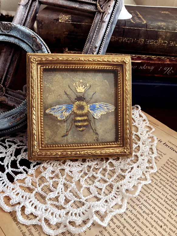 ミツバチの小さな絵 -女王蜂①-　/原画　アンティーク　インテリアアート　標本　ハチ 4枚目の画像