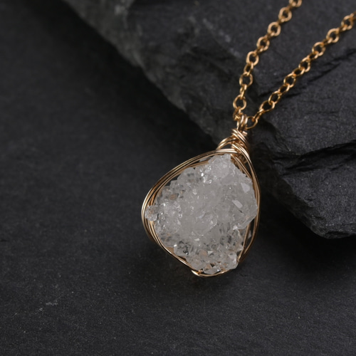 金平糖水晶 クリスタル 原石 鉱物 ワイヤーラッピング ネックレス