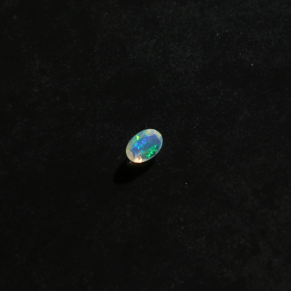 オパール 0.43ct ルース オリジナルケース付 宝石 天然石 お守り 誕生石 インテリア 17枚目の画像