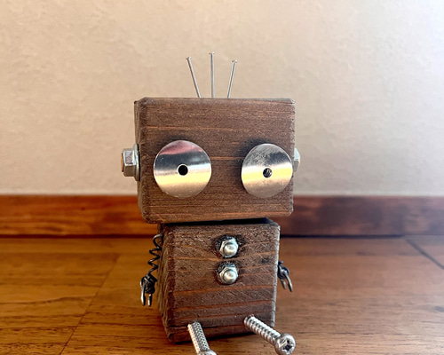 世界に一つだけのN ROBO/手作りロボット/木製ロボット/廃材/飾り