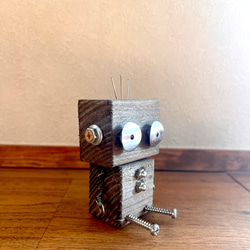 世界に一つだけのN ROBO/手作りロボット/木製ロボット/廃材/飾り/置物/インダストリアル/アンティーク/木工 3枚目の画像