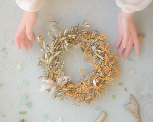 Creema限定！母の日ギフト】ミモザとオリーブのドライフラワーリース