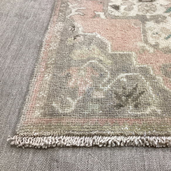 手織りトルコ絨毯 86x49cm ヴィンテージラグ 5枚目の画像