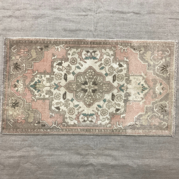 手織りトルコ絨毯 86x49cm ヴィンテージラグ 2枚目の画像