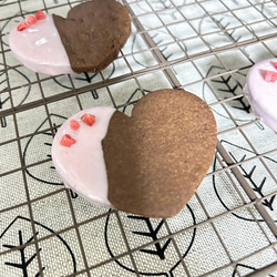 【new内容変更/米粉クッキー/グルテンフリー】女将さんのバレンタイン限定米粉のミニクッキー缶 2枚目の画像