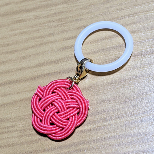 長浜盆梅展　キーホルダー　大　ピンク 水引梅結びアンブレラマーカー 今様色 ピーチカラー キーホルダー