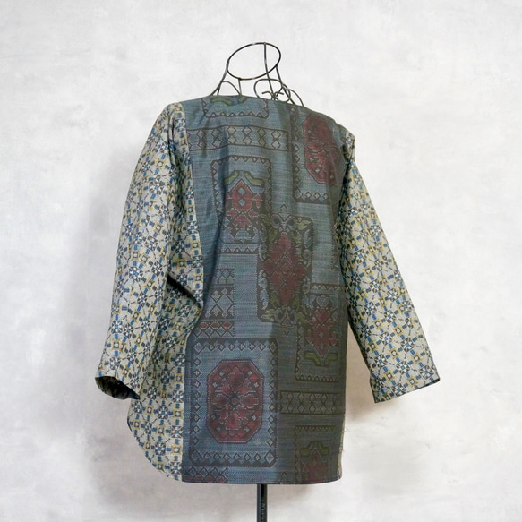 着物リメイクブラウス&リボン〜四季で心地良い上質大島紬素材〜kimono remake blouse & ribbon 3枚目の画像