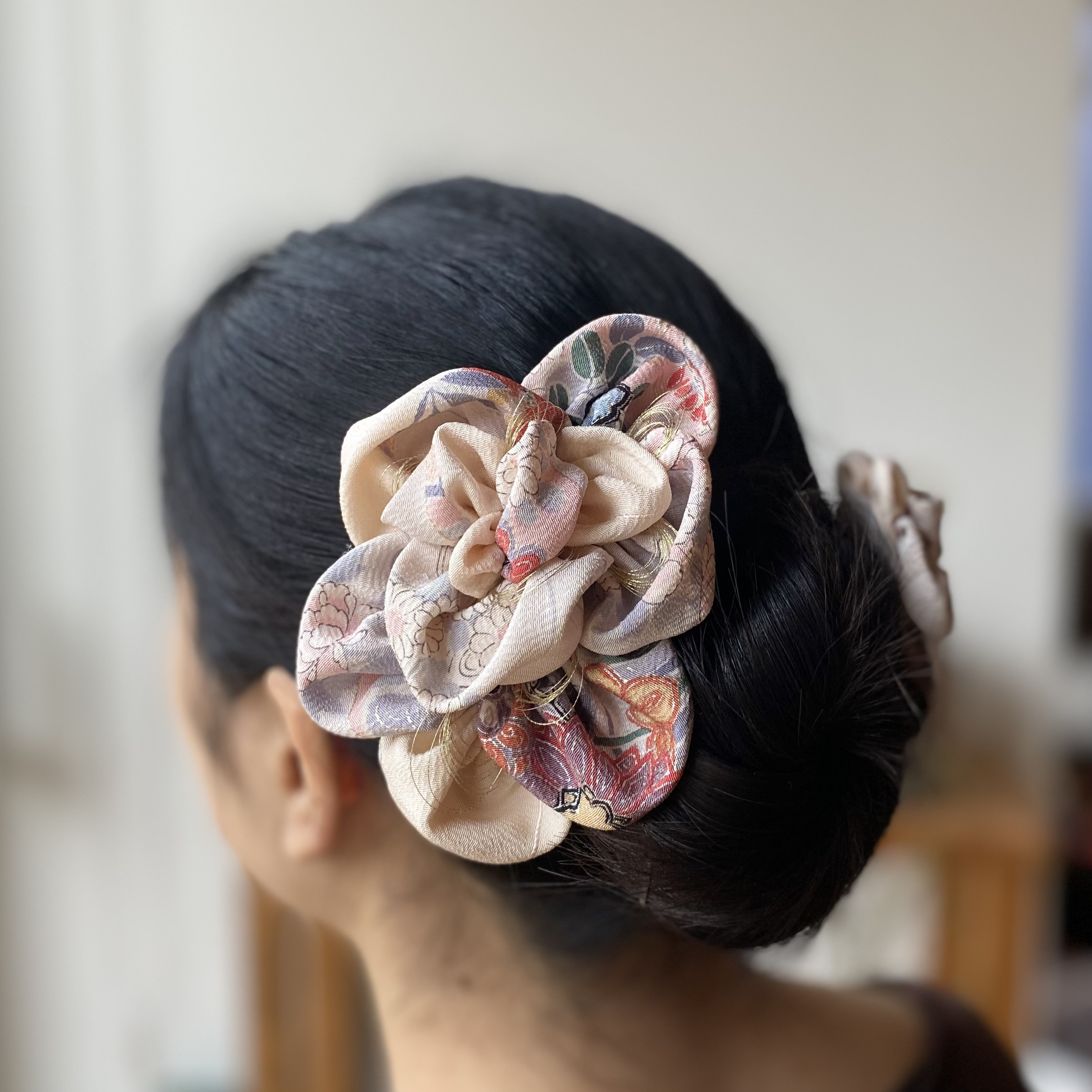 黒 和装髪飾り ブラック 打掛 白無垢 結婚式 ヘアアクセサリー ヘッドドレス 和装髪飾り ヘッドドレス ヘアアクセサリー 和柄 白無垢 成人式