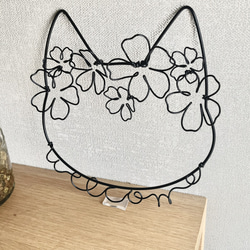 桜の花冠と猫　welcome ウェルカム　ワイヤーアート　レタリング　虫ピン無料 6枚目の画像