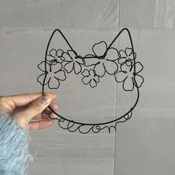 桜の花冠と猫　welcome ウェルカム　ワイヤーアート　レタリング　虫ピン無料 1枚目の画像
