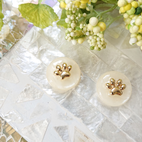 猫の手ボタン☆2個 r3 肉球/ネコ/動物/ボタン/カボション ボタン こう