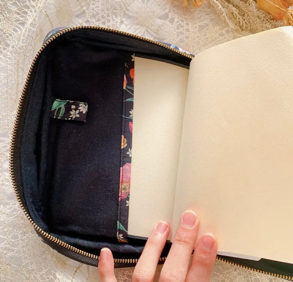 LIBERTY 小型聖書カバー［BOXタイプ］✳︎ スプリングブルームス 5枚目の画像