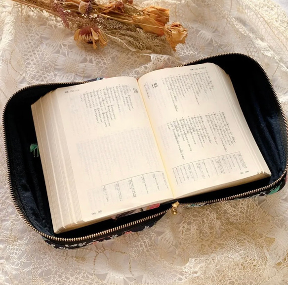 LIBERTY 小型聖書カバー［BOXタイプ］✳︎ スプリングブルームス 4枚目の画像