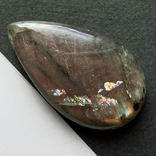 ピンクラブラドライト[705] 32x18mm 32Cts 天然石 ／ ルース