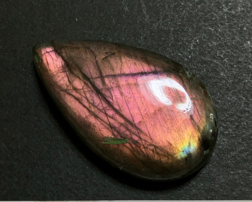 ピンクラブラドライト[705] 32x18mm 32Cts 天然石 ／ ルース