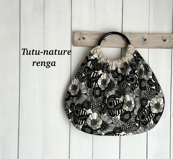再々入荷】大花黒リンググラニーバック 綿麻 北欧 トートバッグ Tutu