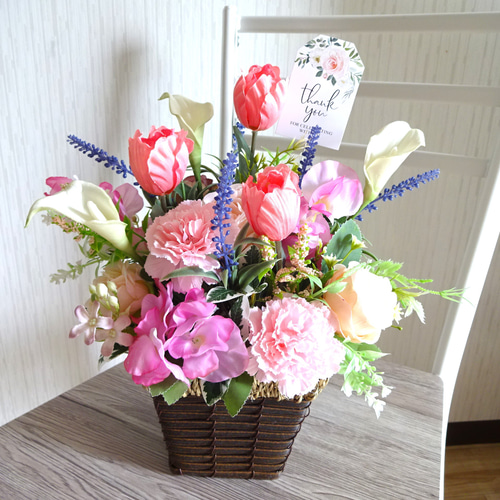 ハンドメイド❣️春のアレンジペア❣️お花畑、さくら、マム、蝶々、フラワーアレンジ❣️ ハンドメイド❣️春のアレンジペア❣️お花畑、さくら、マム