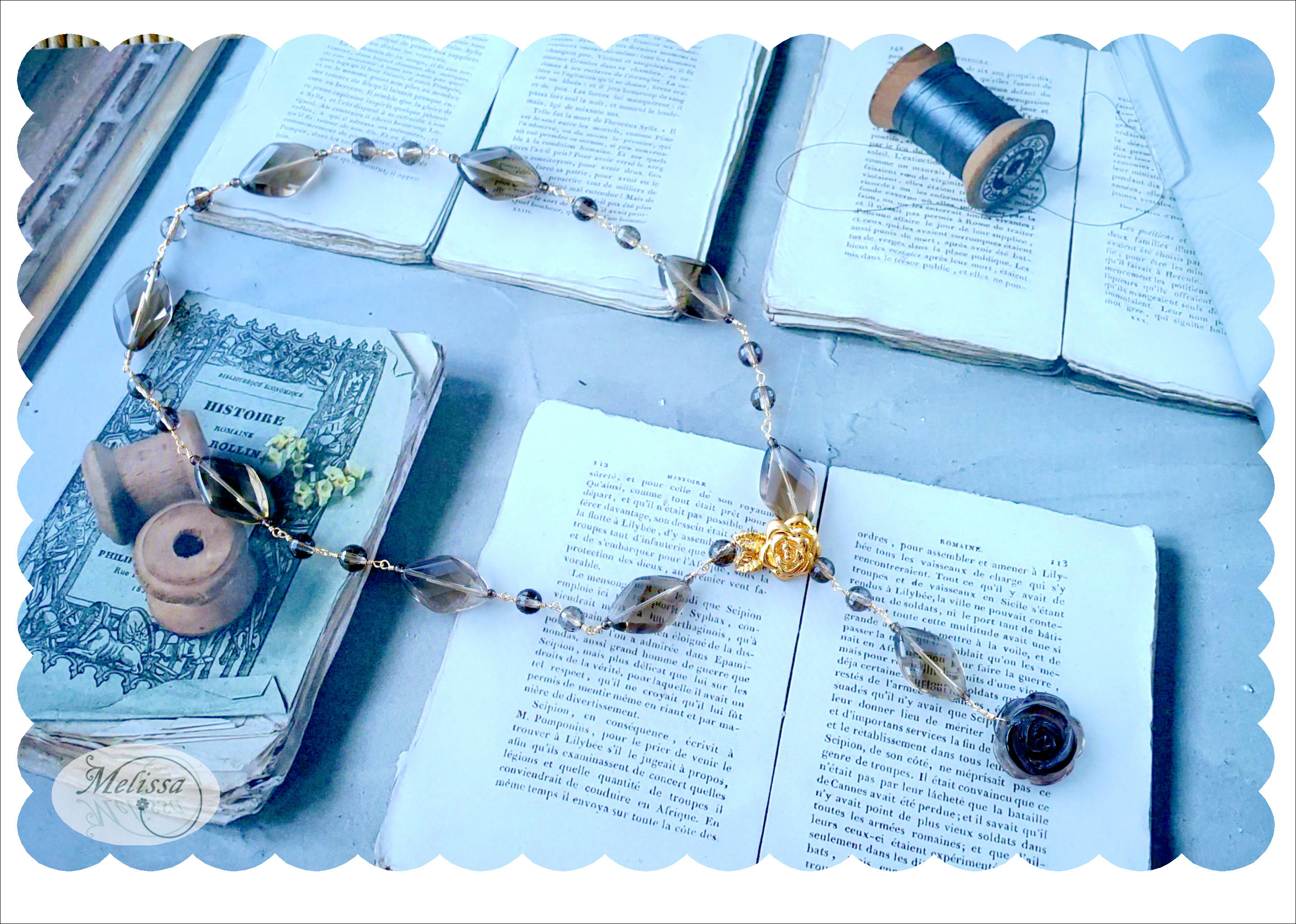 スモーキークォーツとバラのネックレス