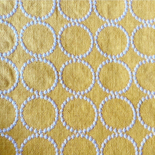 刺繍生地【70㎝×50㎝】タンバリン柄 コットンリネン 生地