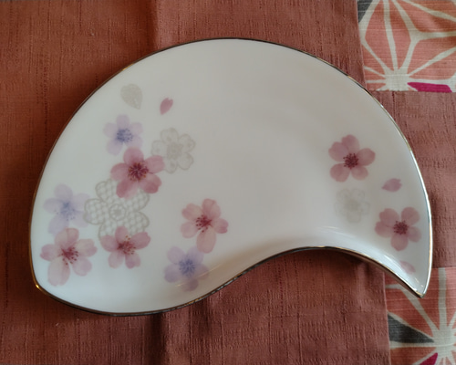 四角いプレート 小皿2枚 桜模様 お皿 有効期限