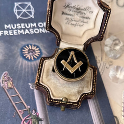 英国で出会った♪ アンティーク フリーメイソンのスタッドボタン 真鍮