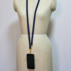 和服翻版 智慧型手機肩帶和智慧型手機帶由 obijime 製成 第5張的照片