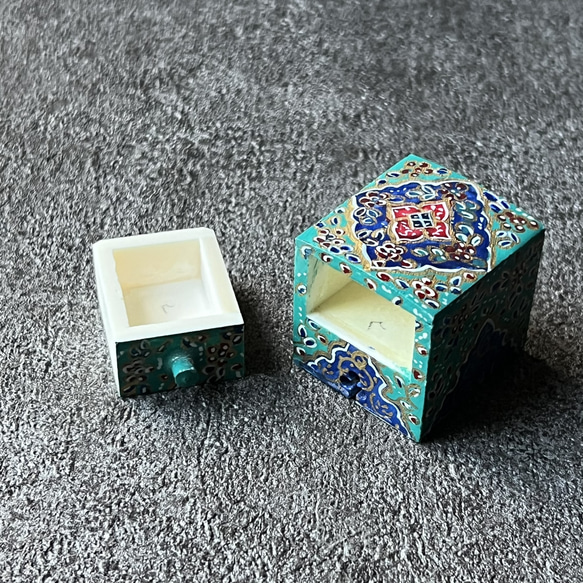 キャメルボーンの小箱　宝石箱 エメラルド【JAABEH-044】 8枚目の画像