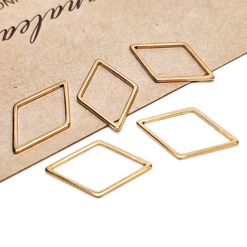 out sona様 ゴールドシャビー フレーム アレンジ ♪ out sona様 ゴールドシャビー フレーム アレンジ