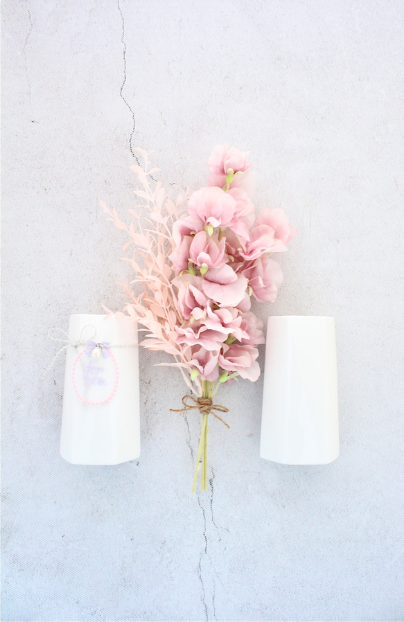 ✮【ꫛꫀꪝ・小さな花束シリーズ】スイートピーの小さな花束ꕤ*白い器と器の飾りはオプションで購入できます。 2枚目の画像