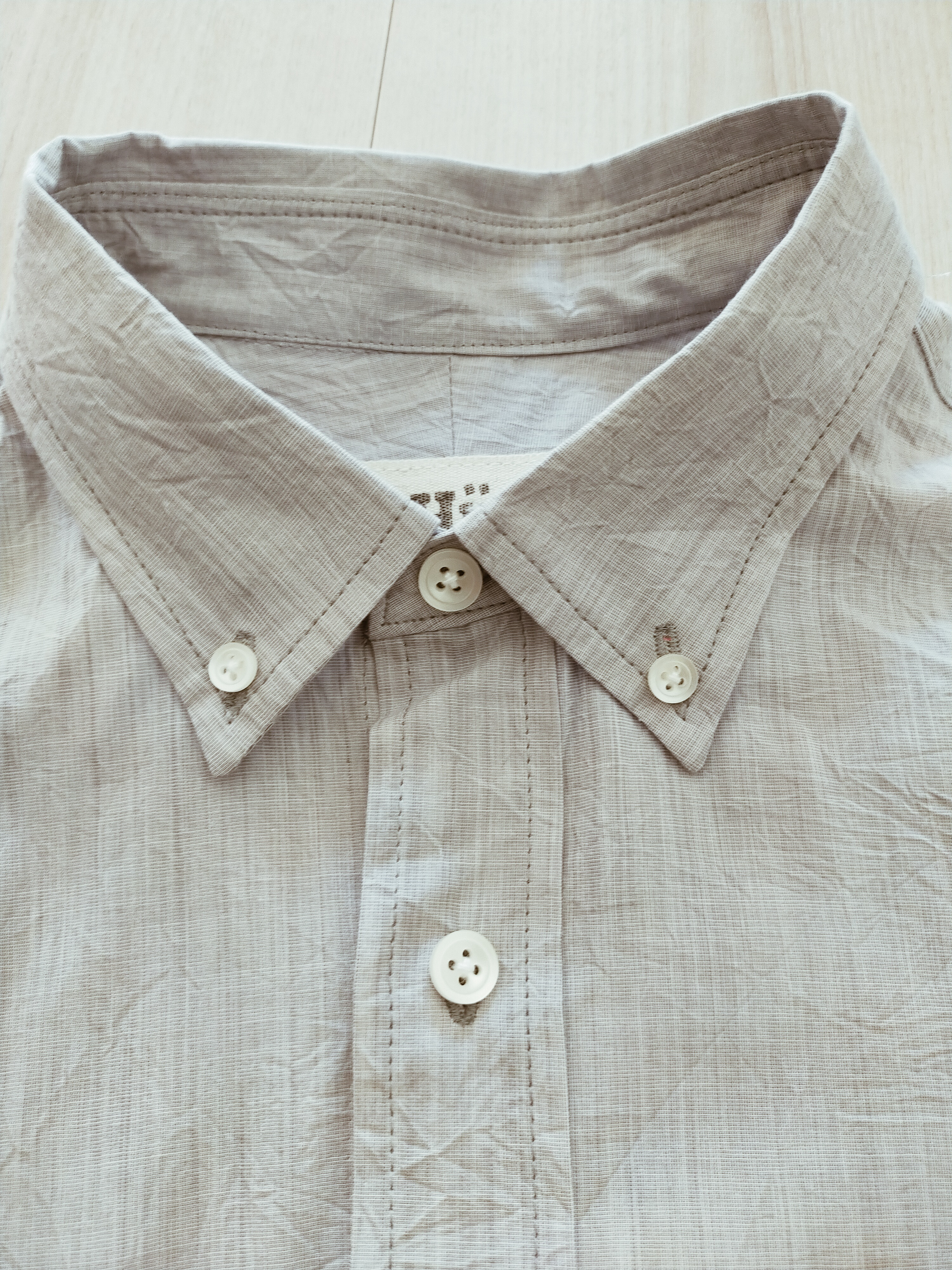 Hutte 綿 ワッシャー加工　カジュアルにぴったり　ボタンダウン　メンズシャツ　サイズM～L