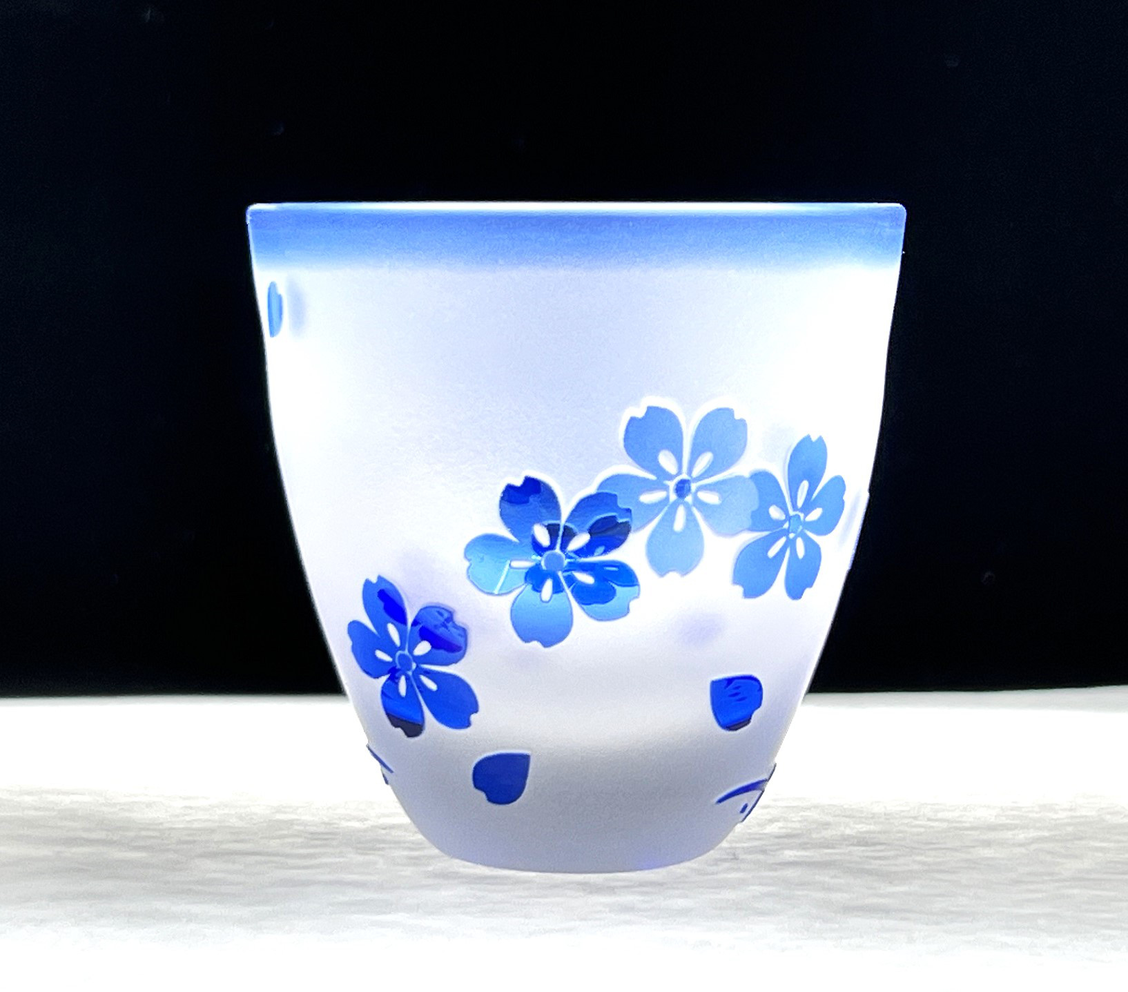 【受注生産】藍桜のおちょこ・ぐい呑み　青藍ブルーのお猪口