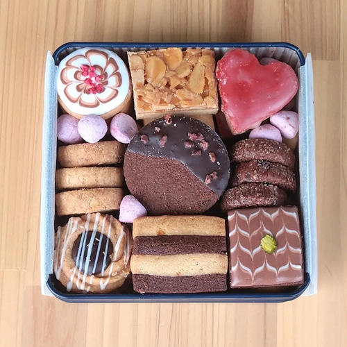 バレンタインクッキー缶とガトーショコラ詰め合わせ 焼き菓子 バレンタインクッキー缶とガトーショコラ詰め合わせ 焼き菓子