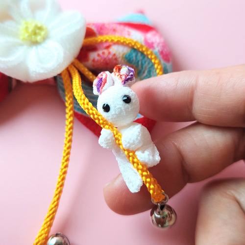 うさぎが遊ぶ七五三髪飾り 小花セット 赤 七五三 髪飾り 3歳 リボン髪