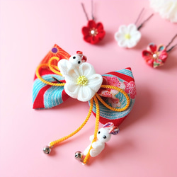 刺繍うさぎ　ベージュガーゼリボン　2個セット　ヘアゴム　ツイン　ハンドメイド うさぎ × にんじん かぎ編みヘアゴム (twin set) | ma_ya.mine