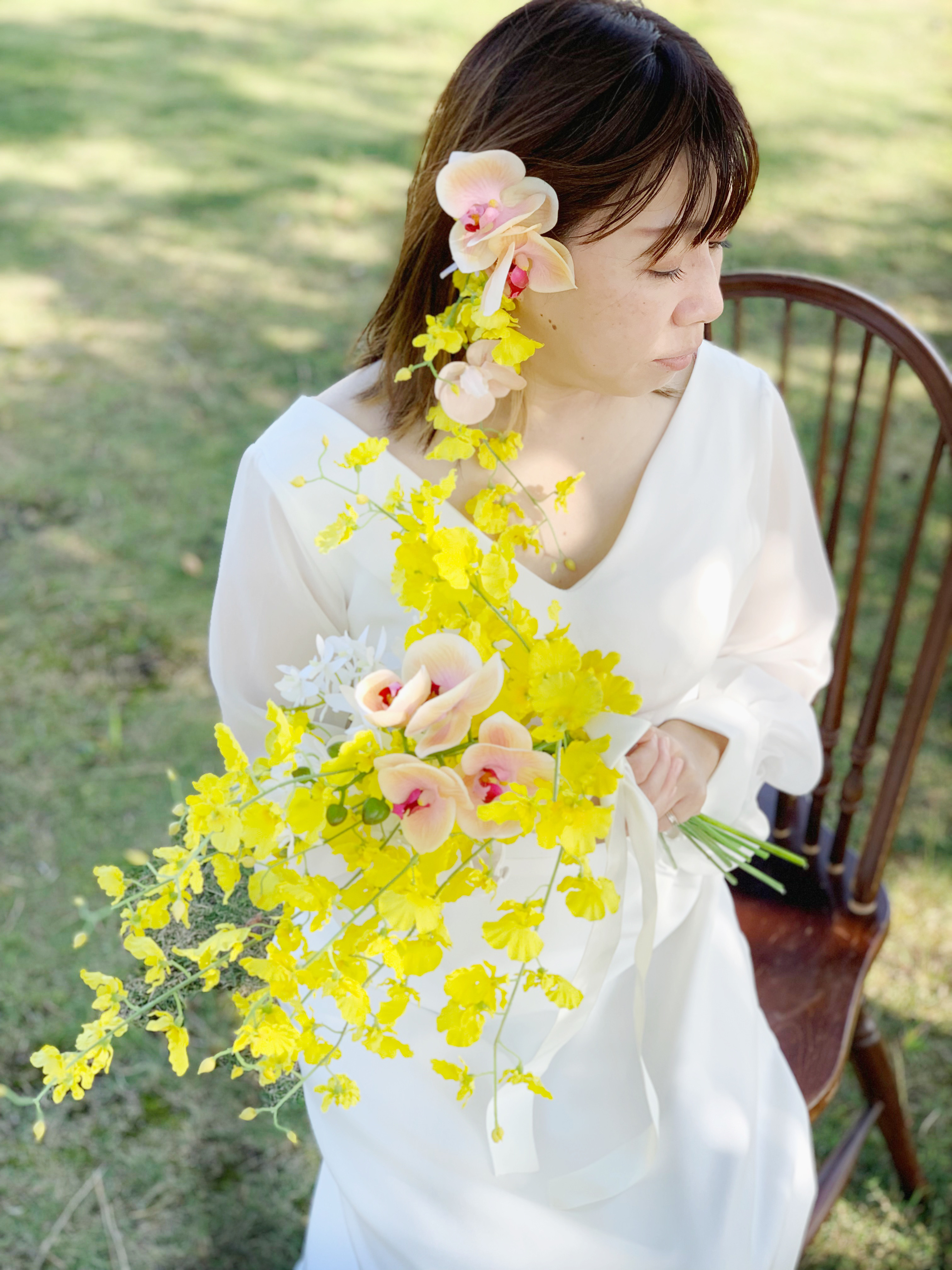 アートフラワー　胡蝶蘭　ユーカリ　オンシジウム　カラー花