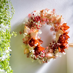 送料無料フラワーリース　アンティークカラーの蘭とほおずきのリース 5枚目の画像