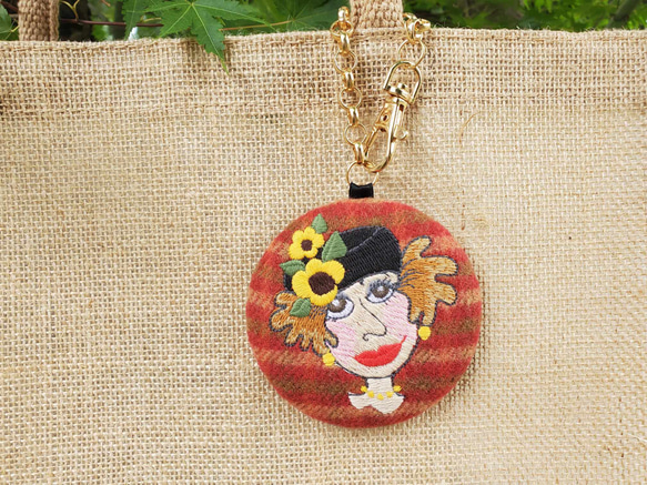 春仕様『ガチャ販売♪』ロラライハリスの刺繍バッグチャーム その他  