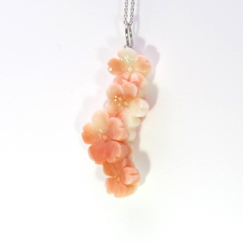 宝石珊瑚 さんご 花 アクセサリー ・ジュエリー ネックレス・ペンダト