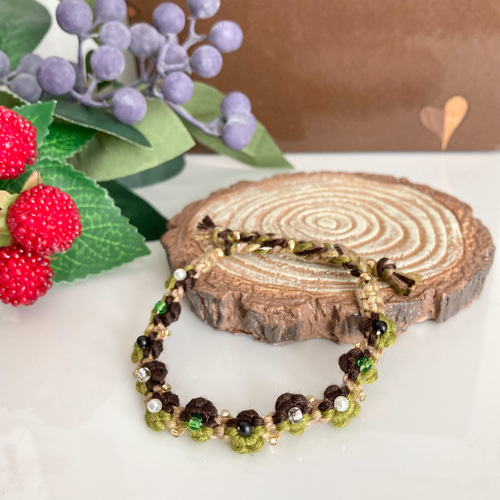 グリーンティ×ビターチョコのお花＊フラワーミサンガ＊ホワイトデー