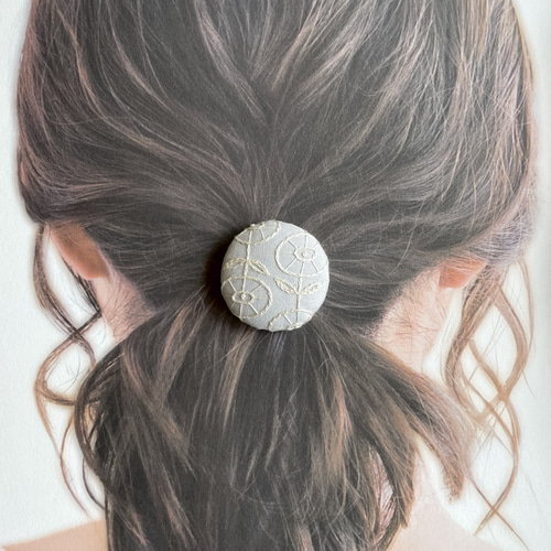 刺繍【ヘアゴム】【ポニーフック】【ブローチ】選べるパーツ no