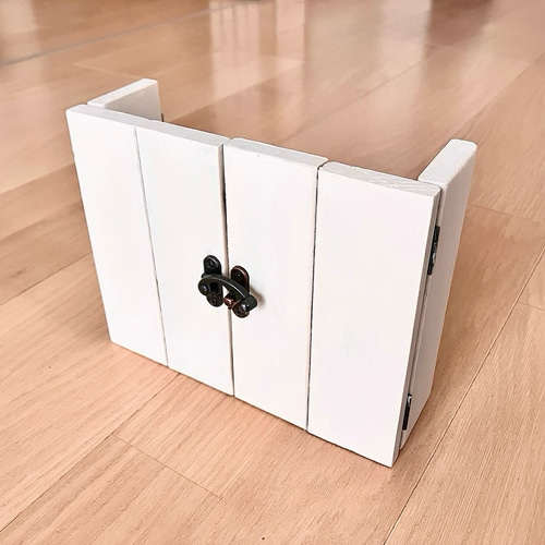 ゆう　コーナーカバー白　250x250x540 ペーパーポールカバー白/無地 店舗用品 ｜ 商品紹介 ｜ 株式会社友屋
